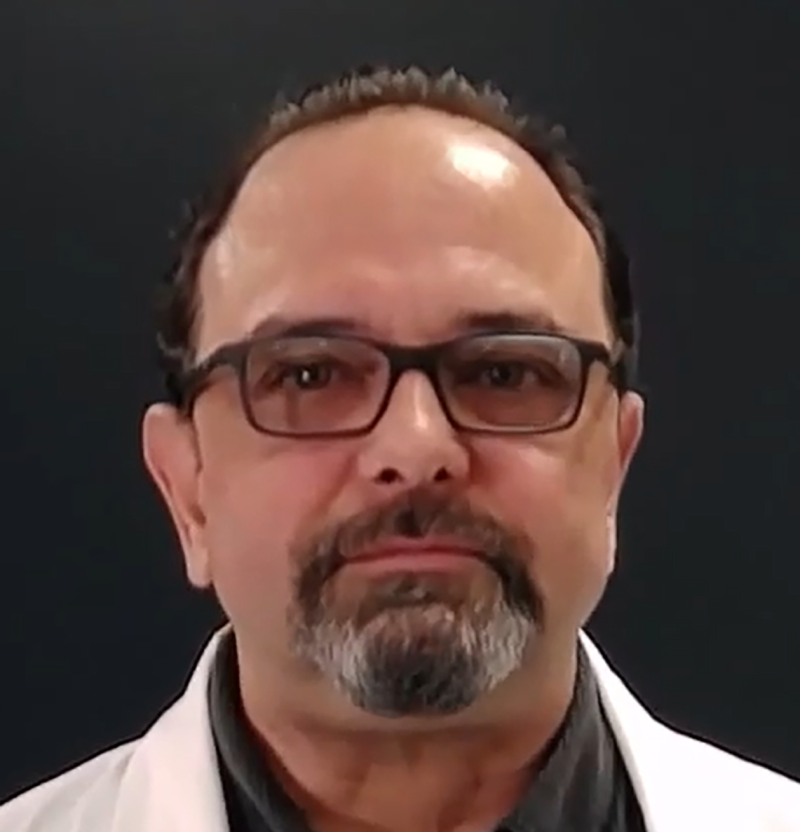 Ismael Cordero headshot