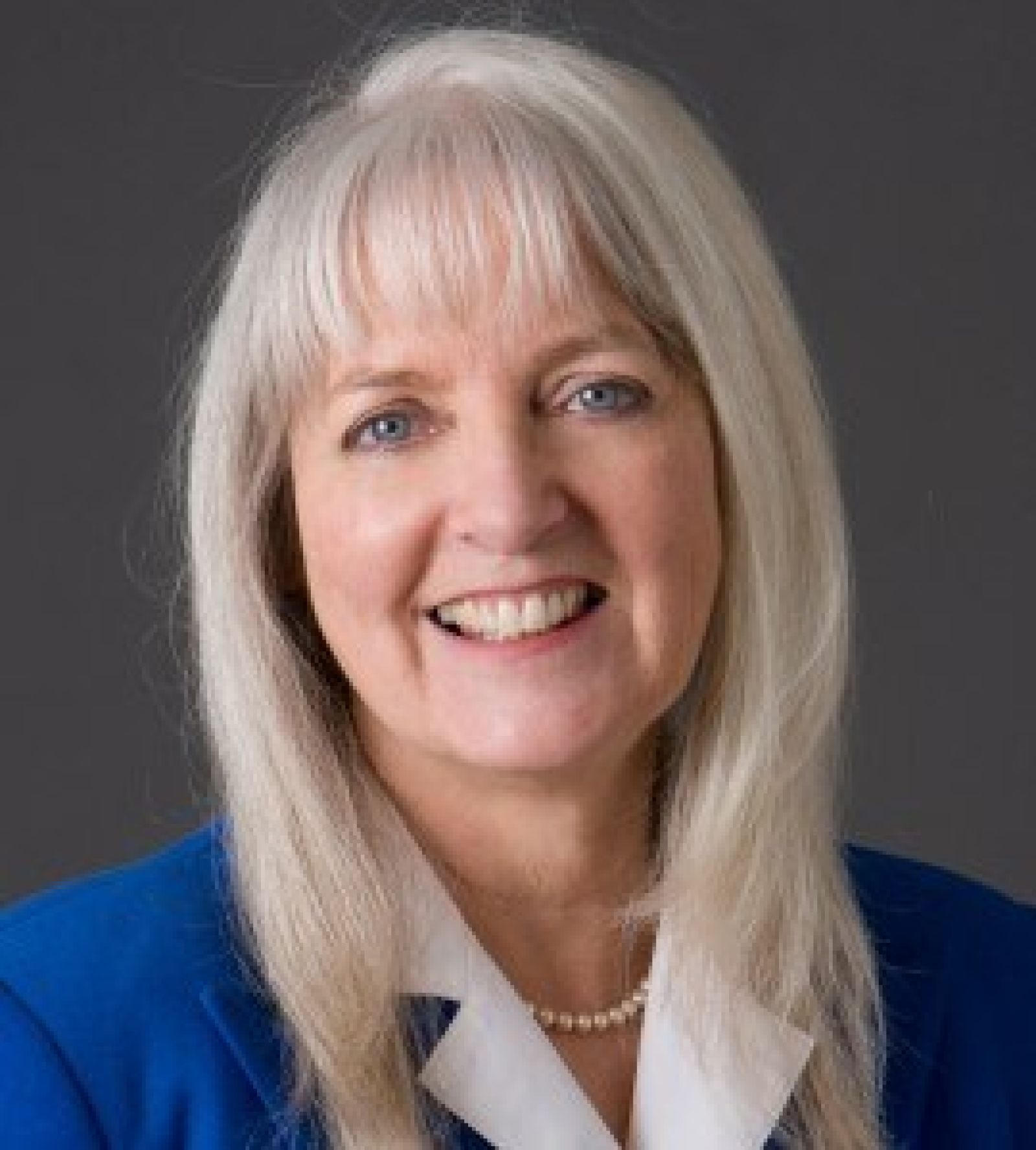 Barbara Lewis Headshot